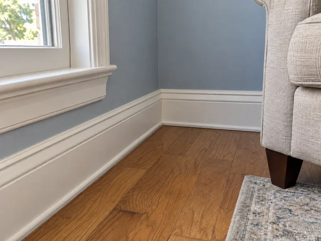 Baseboards after cleaning