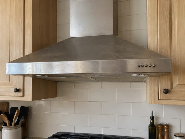 Range hood before cleaning